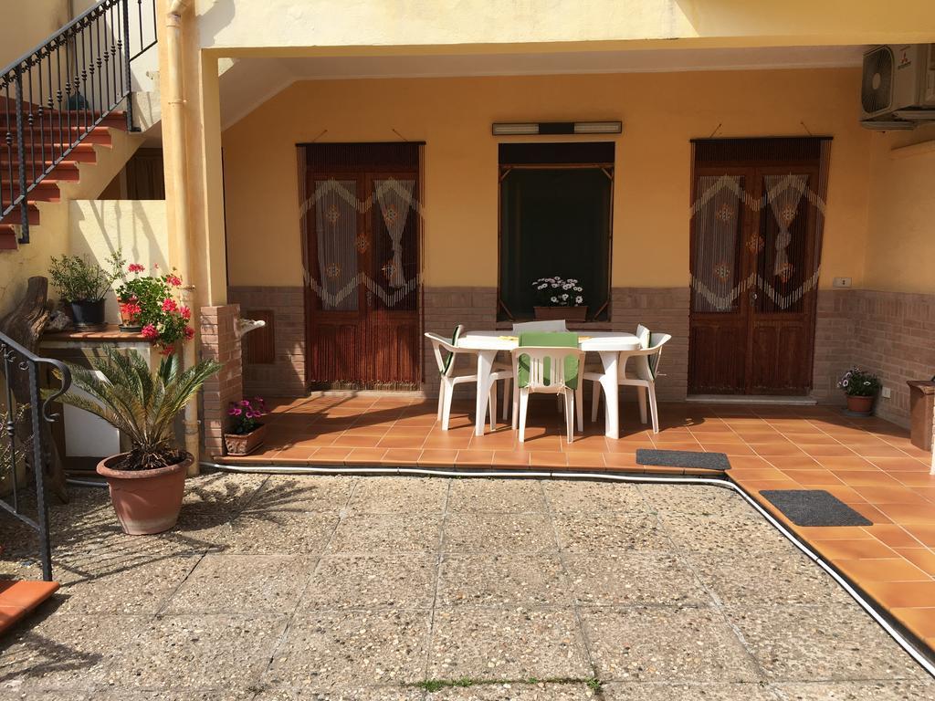 Anna Apartment Villaputzu Exterior photo